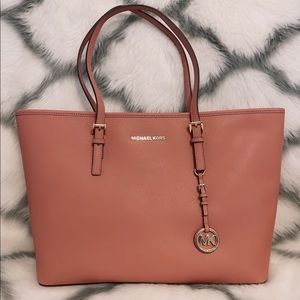 Authentic Brand new MK Large Jet Travel leather tote in Antique Rose